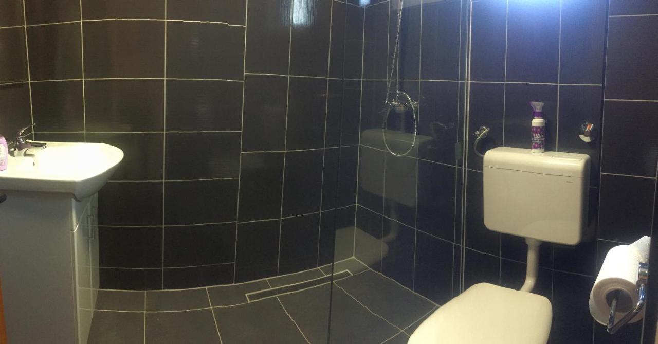 Apartmani Nerko Pag Town Dış mekan fotoğraf