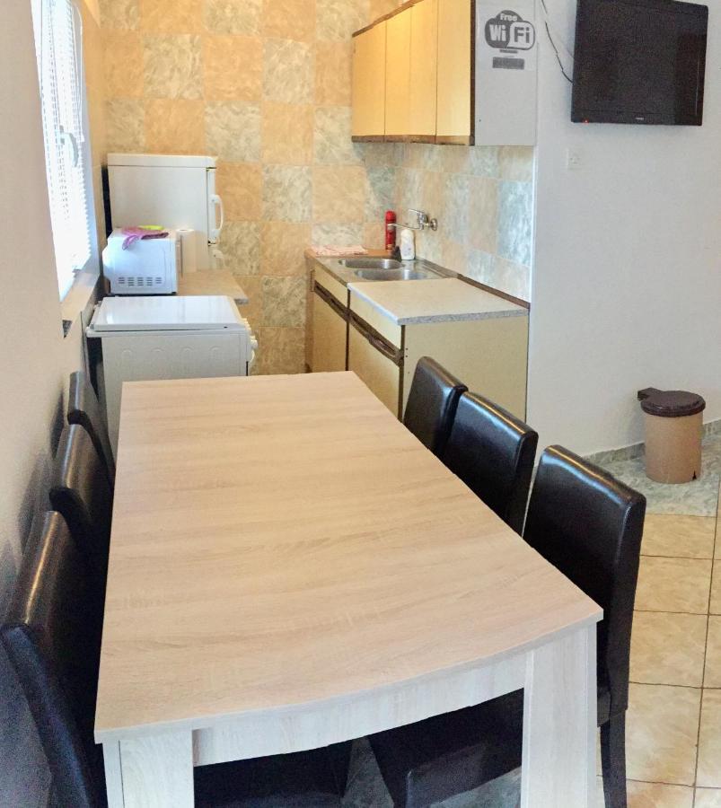 Apartmani Nerko Pag Town Dış mekan fotoğraf