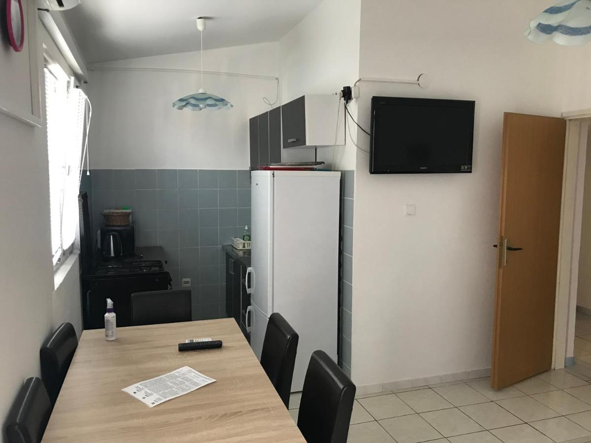 Apartmani Nerko Pag Town Dış mekan fotoğraf